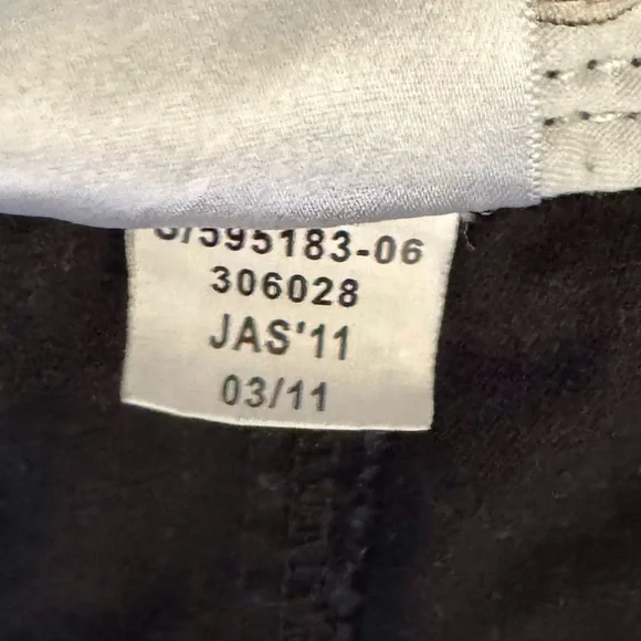 Old Navy Perfect Boot Cut Women’s Size 6 Old Navy Favorite Kakis Black - Picture 8 of 11